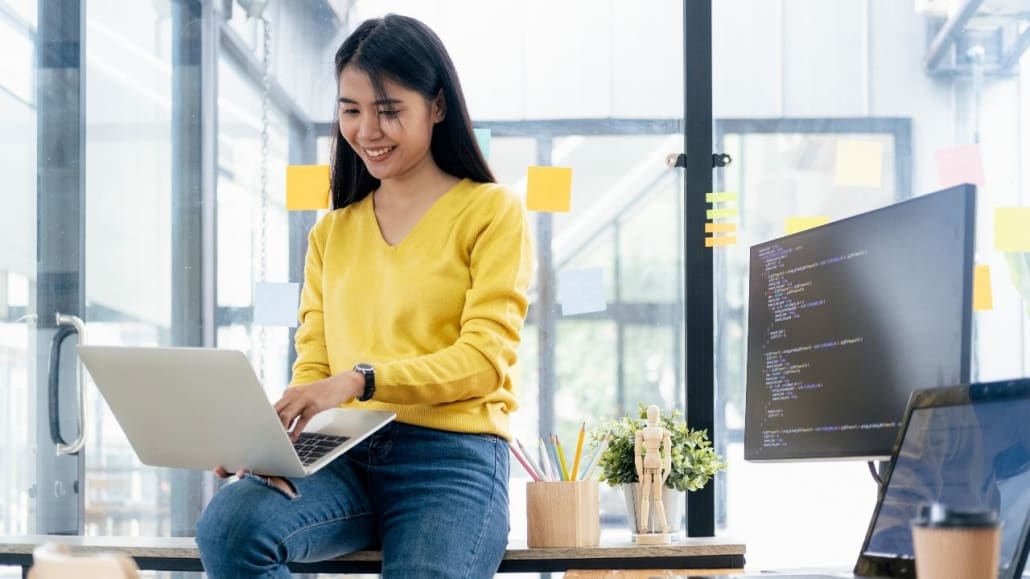 woman Tech